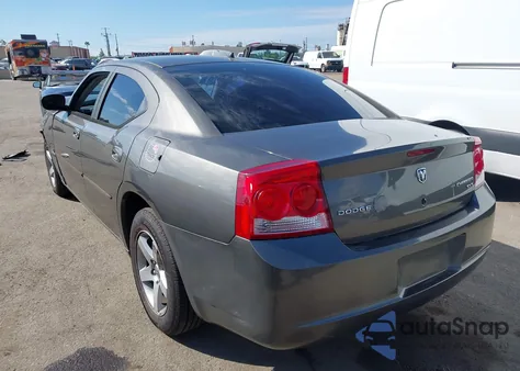 2010 Dodge Charger Sxt z USA, uszkodzony, nr VIN 2B3CA3CV0AH147405